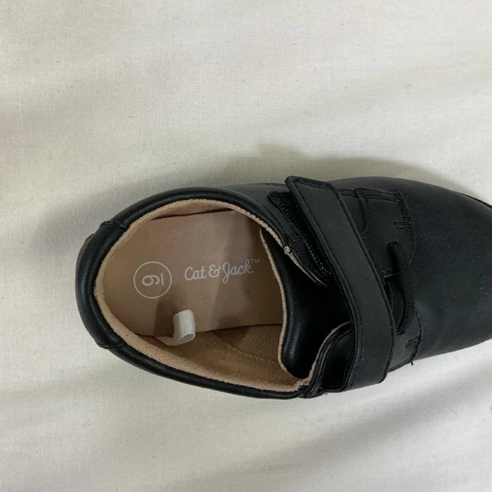 Cat & Jack Kids Black School Uniform Shoes – Size 9